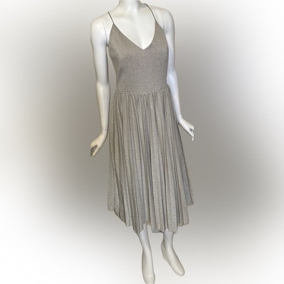 elevenses Dresses & Skirts - Anthropologie Elevenses Lunar Pleated Midi Dress Gold Sparkle Metallic Size 6
